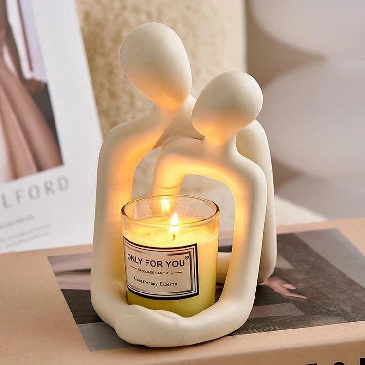 Elegant loving couple resin statue for modern home decor and Valentine's Day gifts