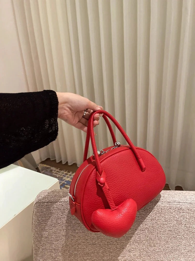 2024 Women's Luxury Designer Heart Crossbody Bag in seven colours
