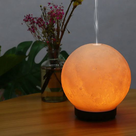 Soothing ultrasonic humidifier and aroma diffuser with wood grain and neutral color options