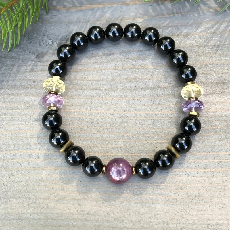 Elegant obsidian beaded bracelet for women, versatile and stylish accessory