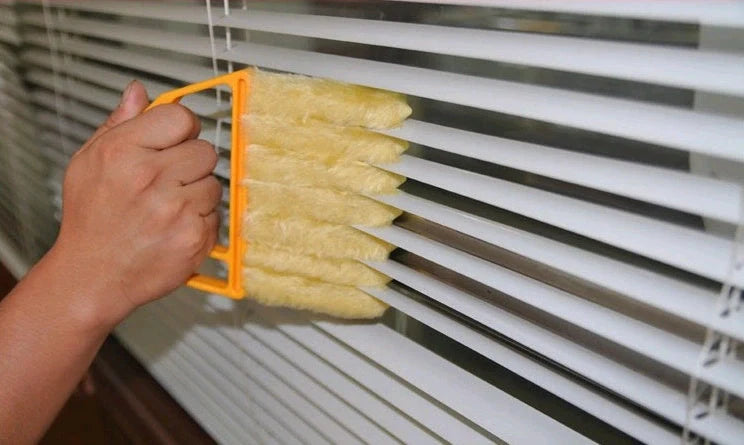 Venetian Blind Cleaning Brush with removable washable rollers for easy blind cleaning