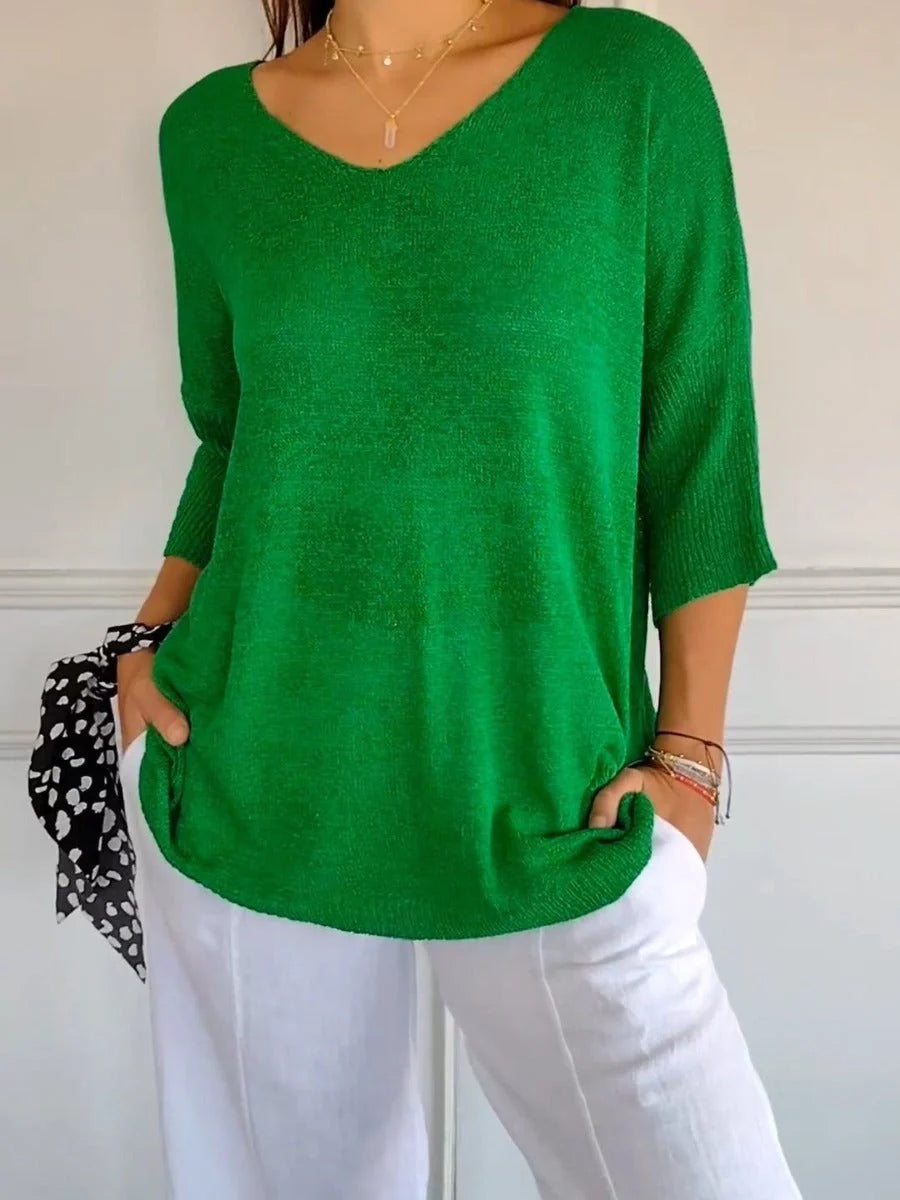 Stylish long-sleeve jumper in various colours with a slimming V-neckline design for a flattering silhouette
