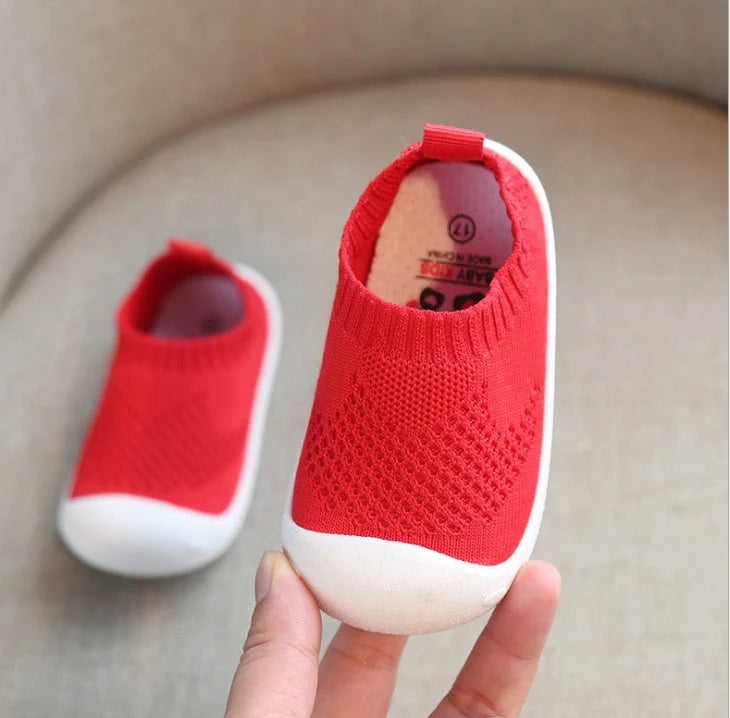 Comfortable cotton toddler shoes for spring and autumn in various colours