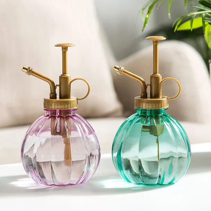 Adjustable Misting Plant Watering Sprayer with Retro-Inspired Copper Accents for Convenient Indoor and Outdoor Gardening
