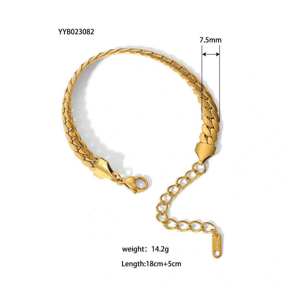 Stainless steel bracelet with real gold treatment in various colours, featuring geometry shapes and ring elements