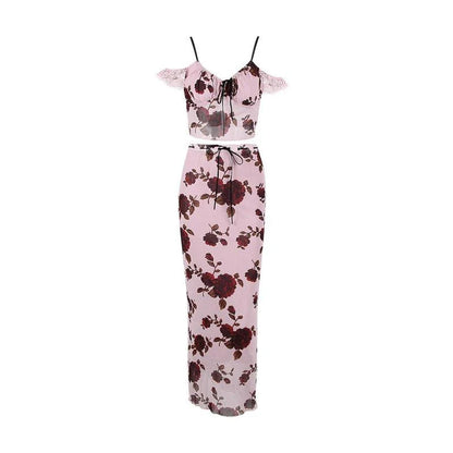 Elegant summer maxi skirt and cropped top set in pink, featuring a V-neck top and ankle-length flowing skirt