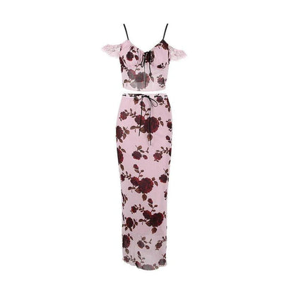 Elegant summer maxi skirt and cropped top set in pink, featuring a V-neck top and ankle-length flowing skirt