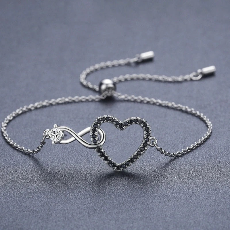Black heart-shaped 8-shaped bracelet with zircon decorations for women