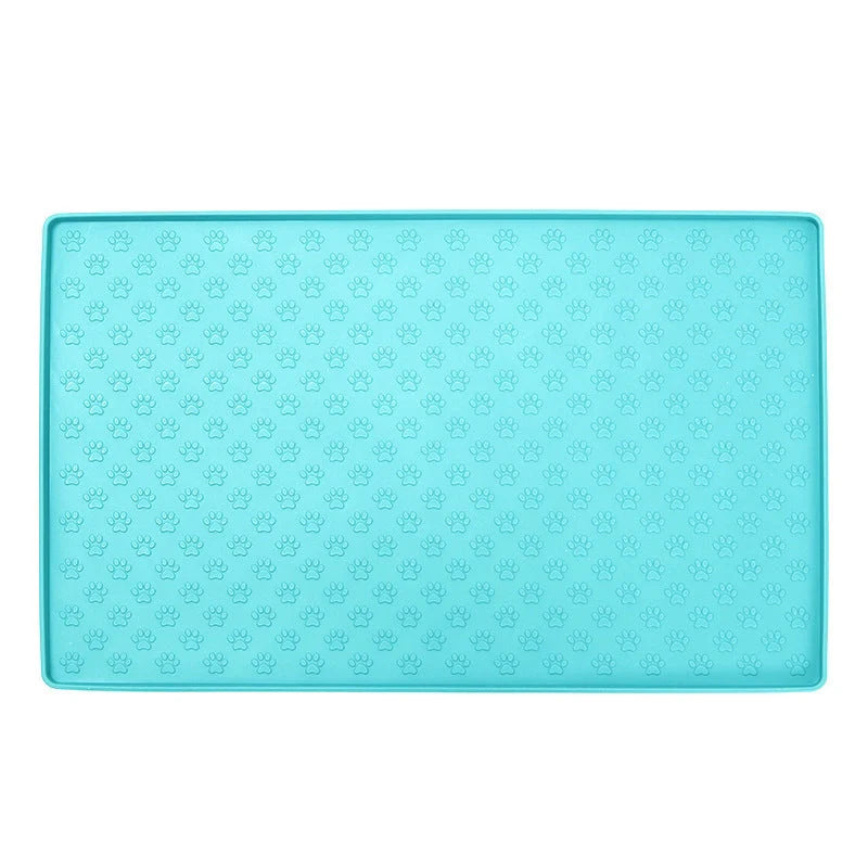 Waterproof and easy-to-clean silicone pet mat in various colours, designed for the comfort and convenience of dogs and cats in the UK.