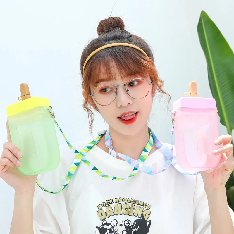 Summer children's water cup with straw, anti-leak design, and cartoon pattern