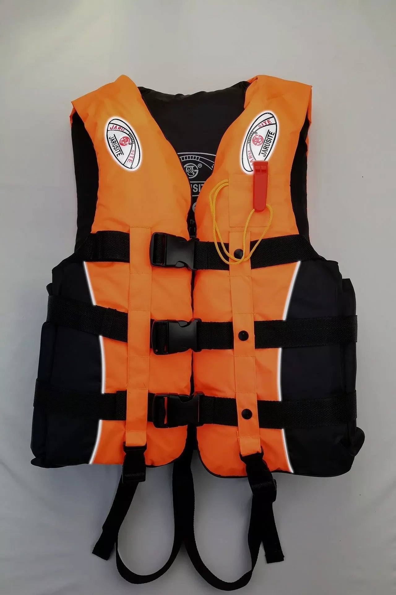 Universal adult life jacket for windsurfing and kayaking with 7.5kg buoyancy