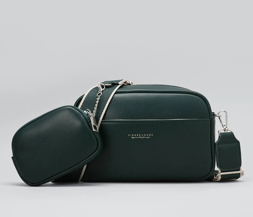 Stylish women's shoulder bag in various colours with versatile design and spacious interior