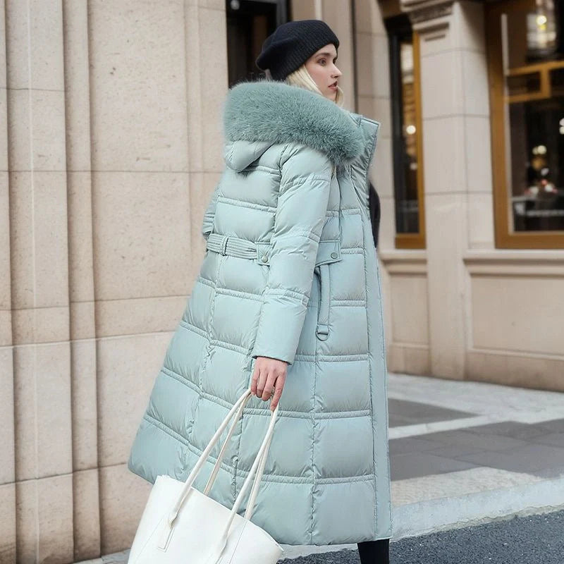 Stylish women's winter coat with fur hood and belt in various colours
