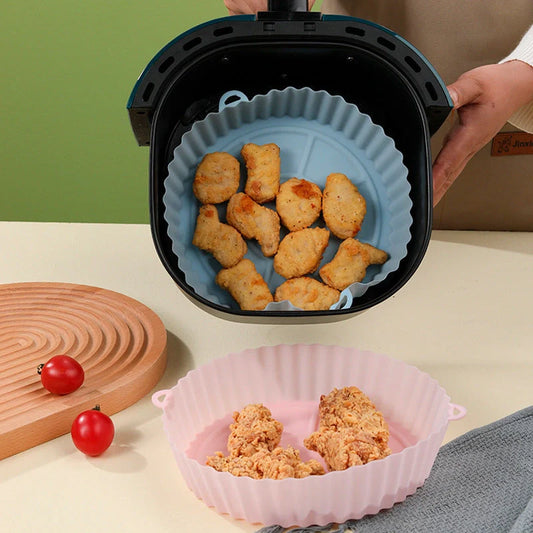 Round silicone baking tray mat for air fryer in various colours