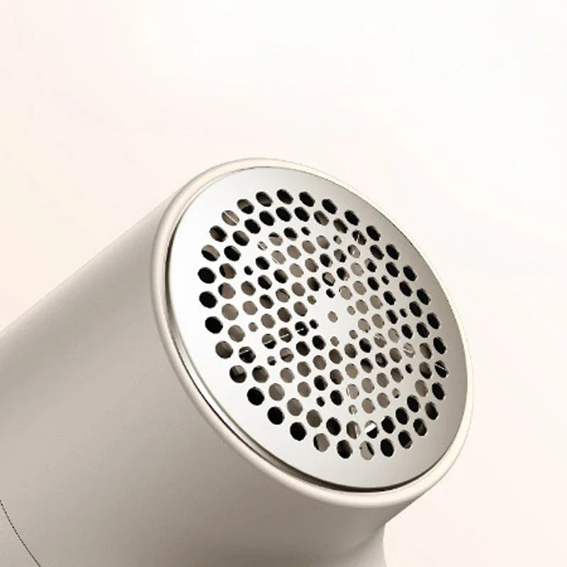 Fabric Lint Remover - Electric Hairball Trimmer with Smart LED Display and USB Charging