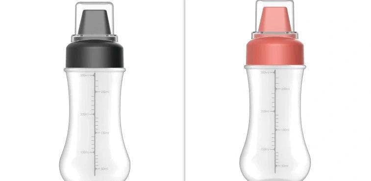 Five-hole scale squeezing sauce bottle with lid for precise kitchen use