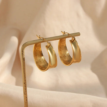 Geometric gradient size gold electroplated stainless steel earrings for women