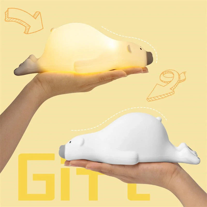 Bear-shaped silicone night light with USB recharge for children's bedrooms