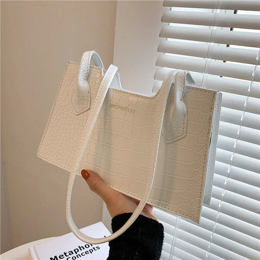 Stylish PU small square shoulder bag in crocodile pattern for spring and summer