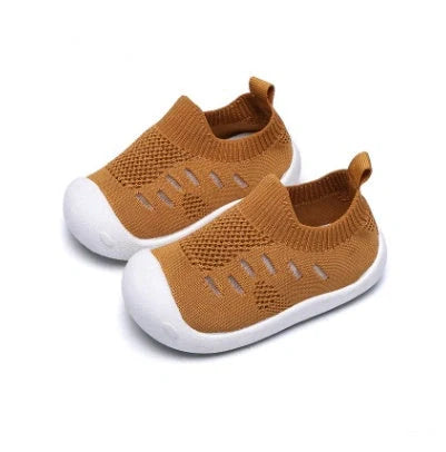 Comfortable cotton toddler shoes for spring and autumn in various colours