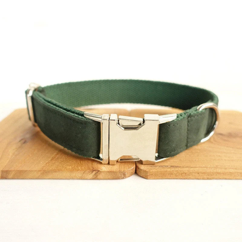 Stylish MUTTCO Pet Collar & Bow Traction Set for dogs, available in various colours and sizes.