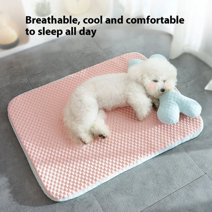 Breathable cooling pet mat for dogs and cats in pink, sizes S to XL