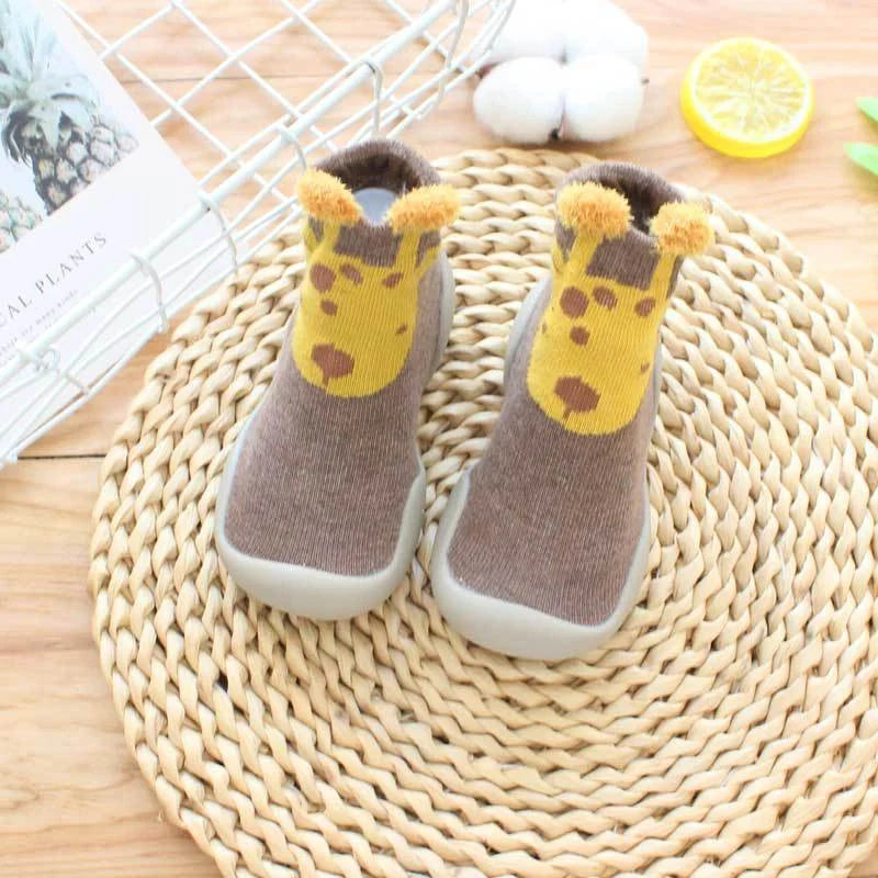 Cosy children's non-slip floor socks in various vibrant colours and sizes