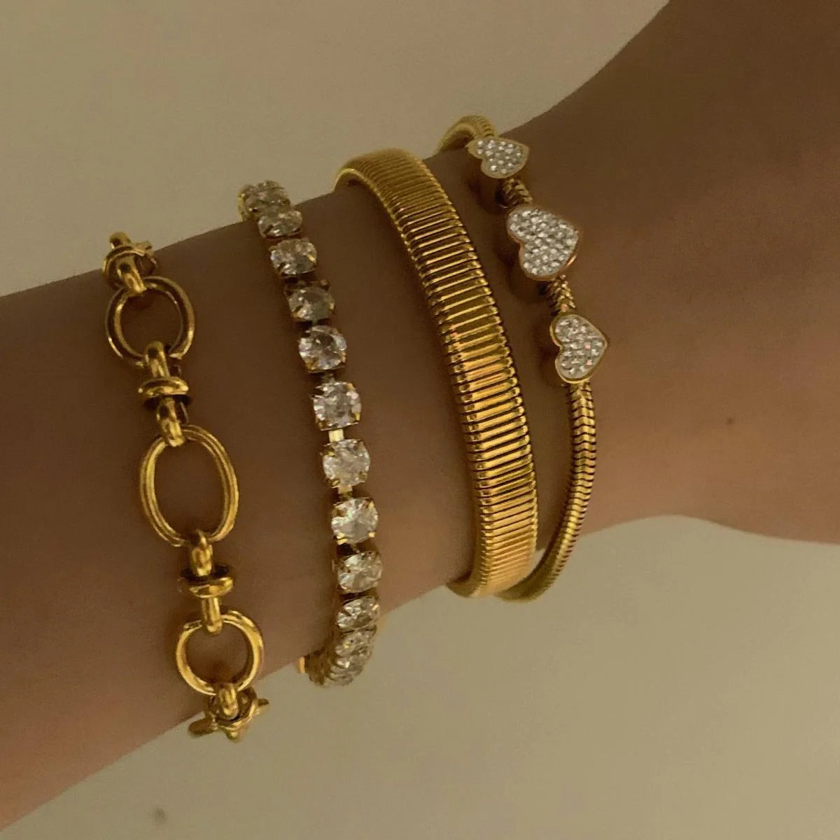 Retro silver crystal heart-shaped women's adjustable bracelet set