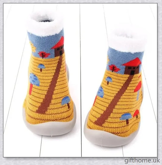 Soft-soled thickened anti-drop Christmas-themed shoes for babies and toddlers