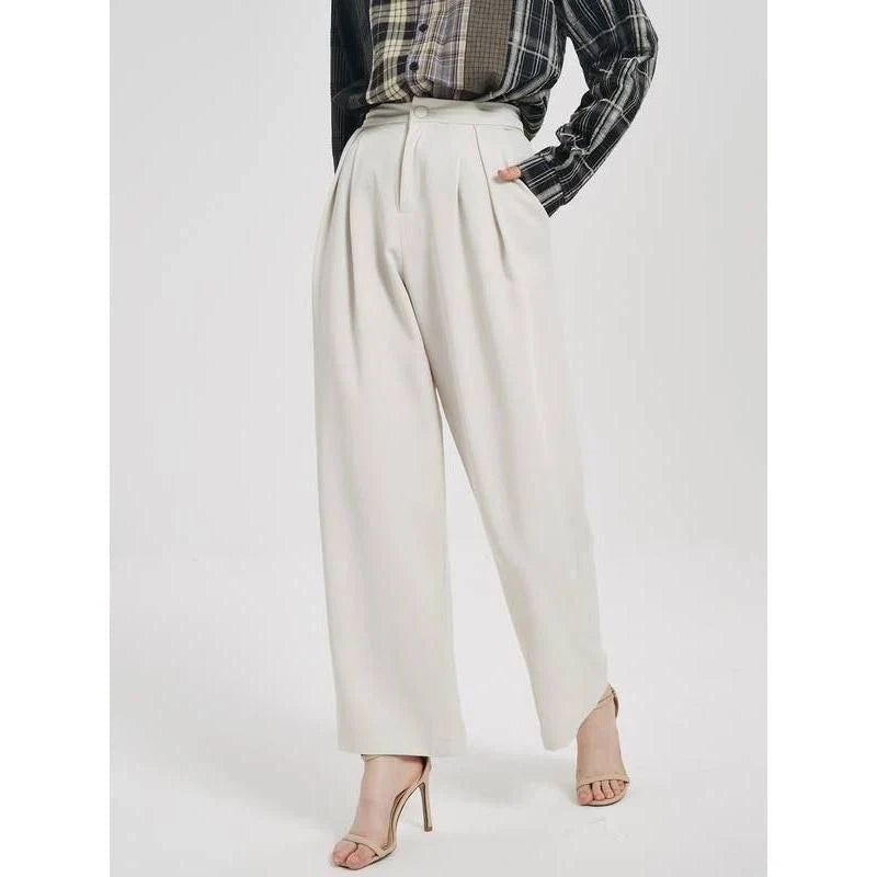 Elegant high-waist wide leg trousers for women in beige, designed for a flattering and comfortable fit.