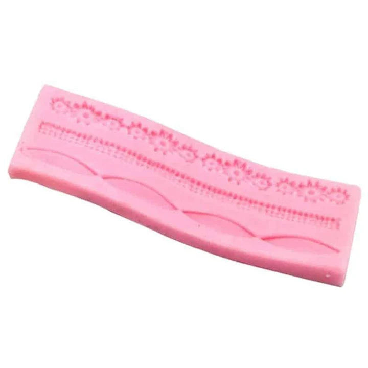 Premium 3D lace chain silicone cake mould for creating elegant and sophisticated cakes