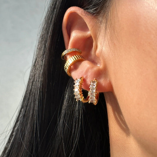 Retro titanium steel zircon earrings with flower design in gold