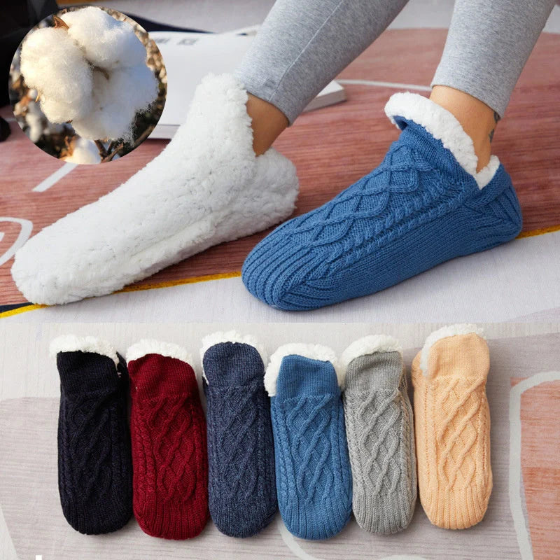 Winter woolen socks with non-slip dots in various colours
