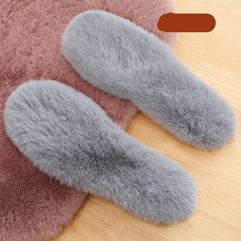 Winter sheepskin insoles with wool felt layer for enhanced warmth and comfort