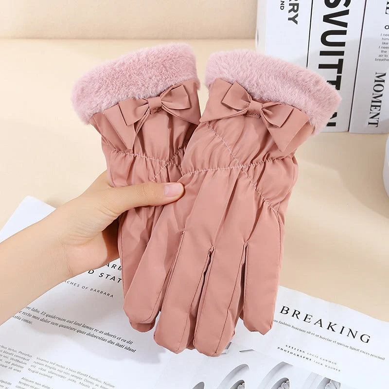 Cosy winter gloves with touch screen capability and fleece lining, available in various stylish colour options