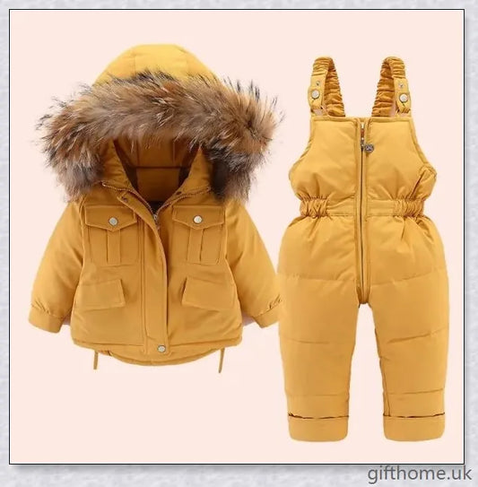 A cosy and stylish baby two-piece set made from premium cotton in a variety of vibrant colours