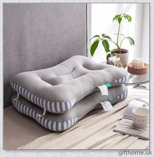 Antibacterial and anti-mite soybean fibre pillow with plush, supportive filling and durable polyester cover