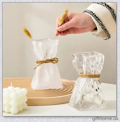 Premium glass vase with a mesmerising swirl pattern, perfect for displaying dried flower arrangements
