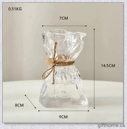Premium glass vase with a mesmerising swirl pattern, perfect for displaying dried flower arrangements