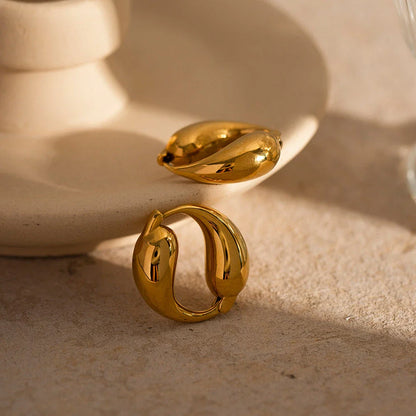 Elegant 18K gold-plated stainless steel water drop earrings with a vintage O-shaped pendant, designed for timeless style and everyday wear.