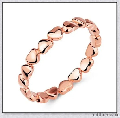 Elegant 925 sterling silver heart-shaped ring with a lustrous finish, perfect for any occasion