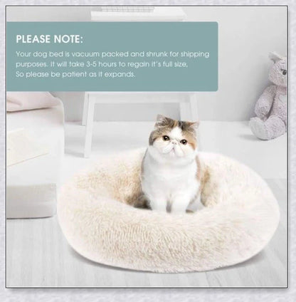Round and raised cat marshmallow bed in white and grey colours, designed to promote healthy and restful sleep for cats