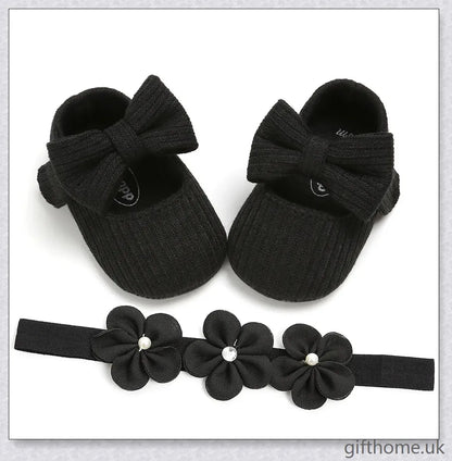 Adorable baby butterfly toddler shoes in a classic casual design, featuring a Velcro closure and soft cotton material for comfortable all-day wear.
