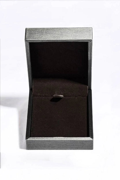 Stunning 1 carat moissanite heart pendant necklace in 925 sterling silver and platinum-plating