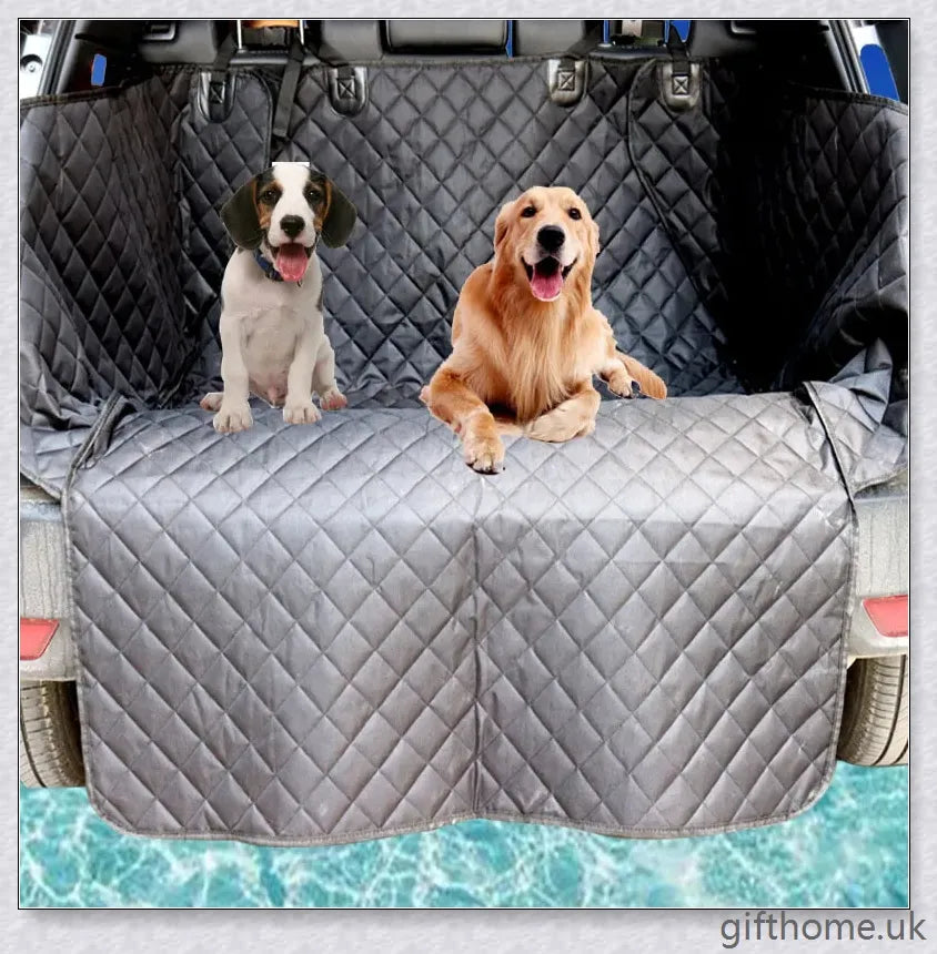 Plush and secure car trunk pet mat with quilted thread and soft cotton for comfortable pet travel