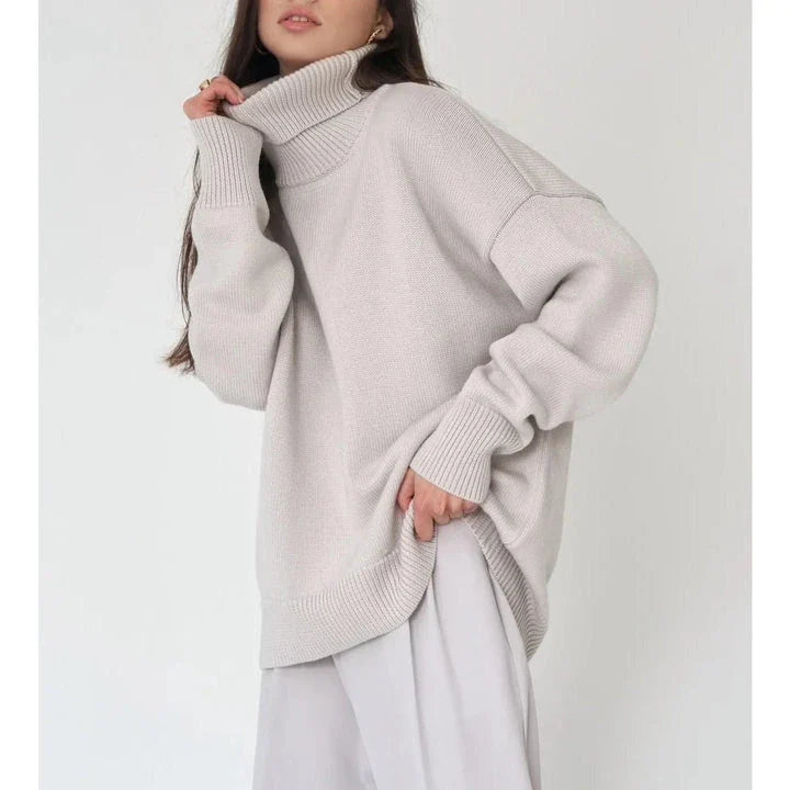 Cosy Winter Turtleneck Sweater - Oversized casual knitted pullover in blue for women