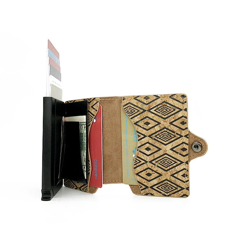 Holder Retro Anti-theft Brush Wallet with metal card box and buckle closure, made of premium PU leather for secure and stylish everyday carry