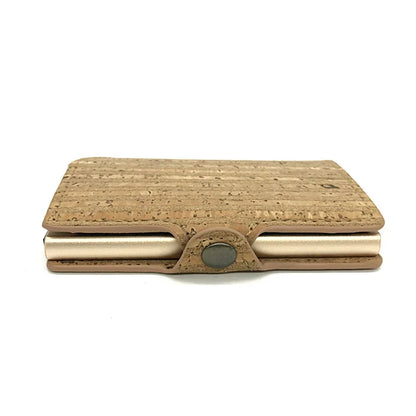 Holder Retro Anti-theft Brush Wallet with metal card box and buckle closure, made of premium PU leather for secure and stylish everyday carry