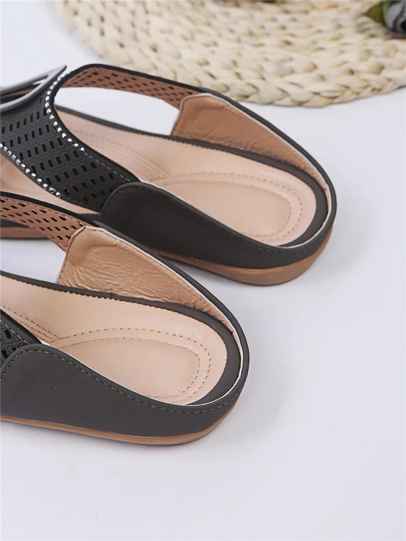 Fashionable rhinestone-embellished casual slippers with a hollow design, available in a range of sizes for comfortable all-day wear.