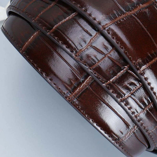 Premium genuine leather men's casual business belt with adjustable length and water-ripple embossed pattern